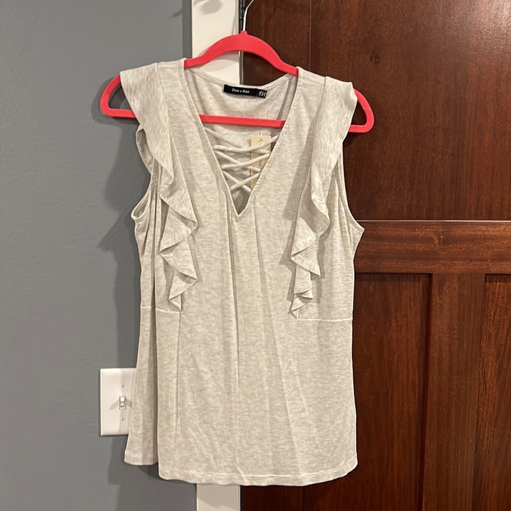 NWT Doe & Rae ribbed tank size 1xl. Heathered gray